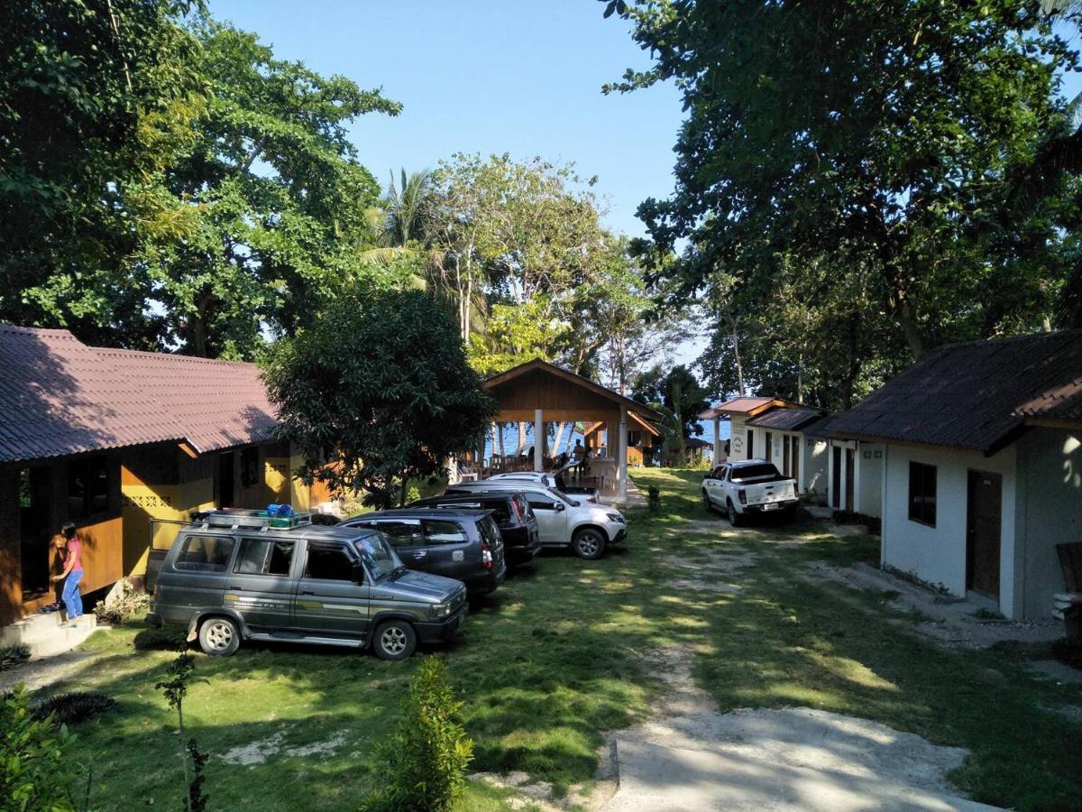Aundanao Oasis Beach Samal Bagian luar foto
