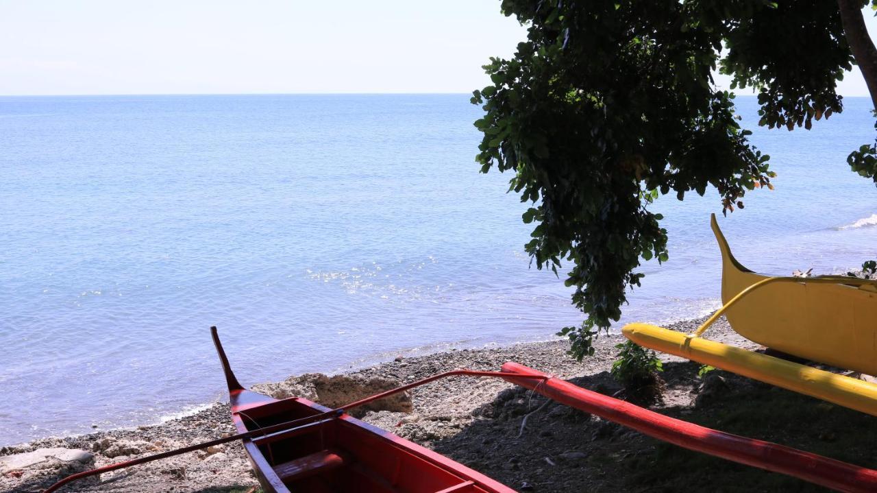 Aundanao Oasis Beach Samal Bagian luar foto