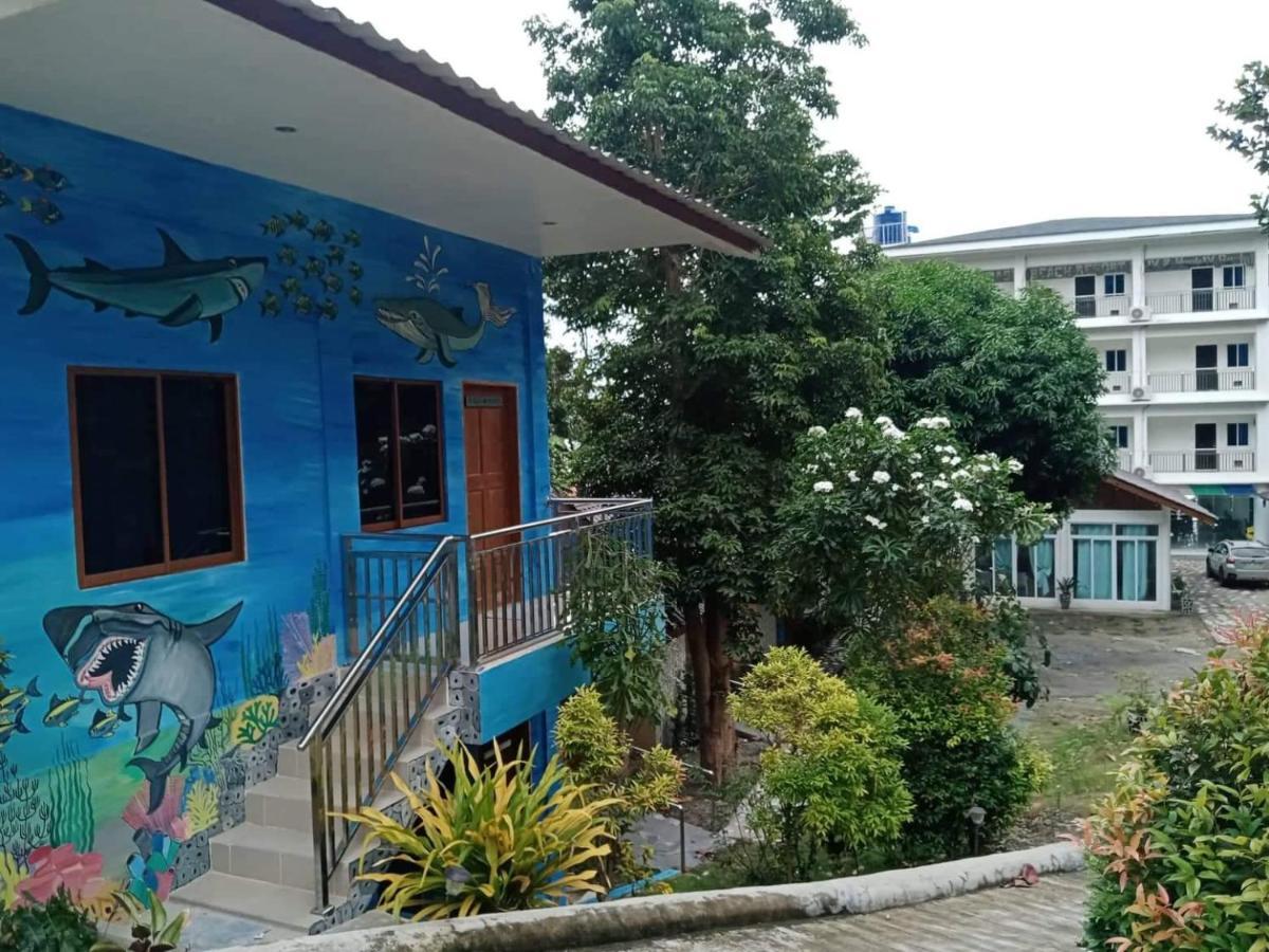 Aundanao Oasis Beach Samal Bagian luar foto